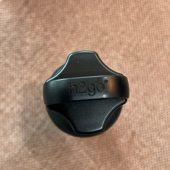 Stainless Steel “YouTube” Voyager Water Bottle in black - Picture 5 of 9